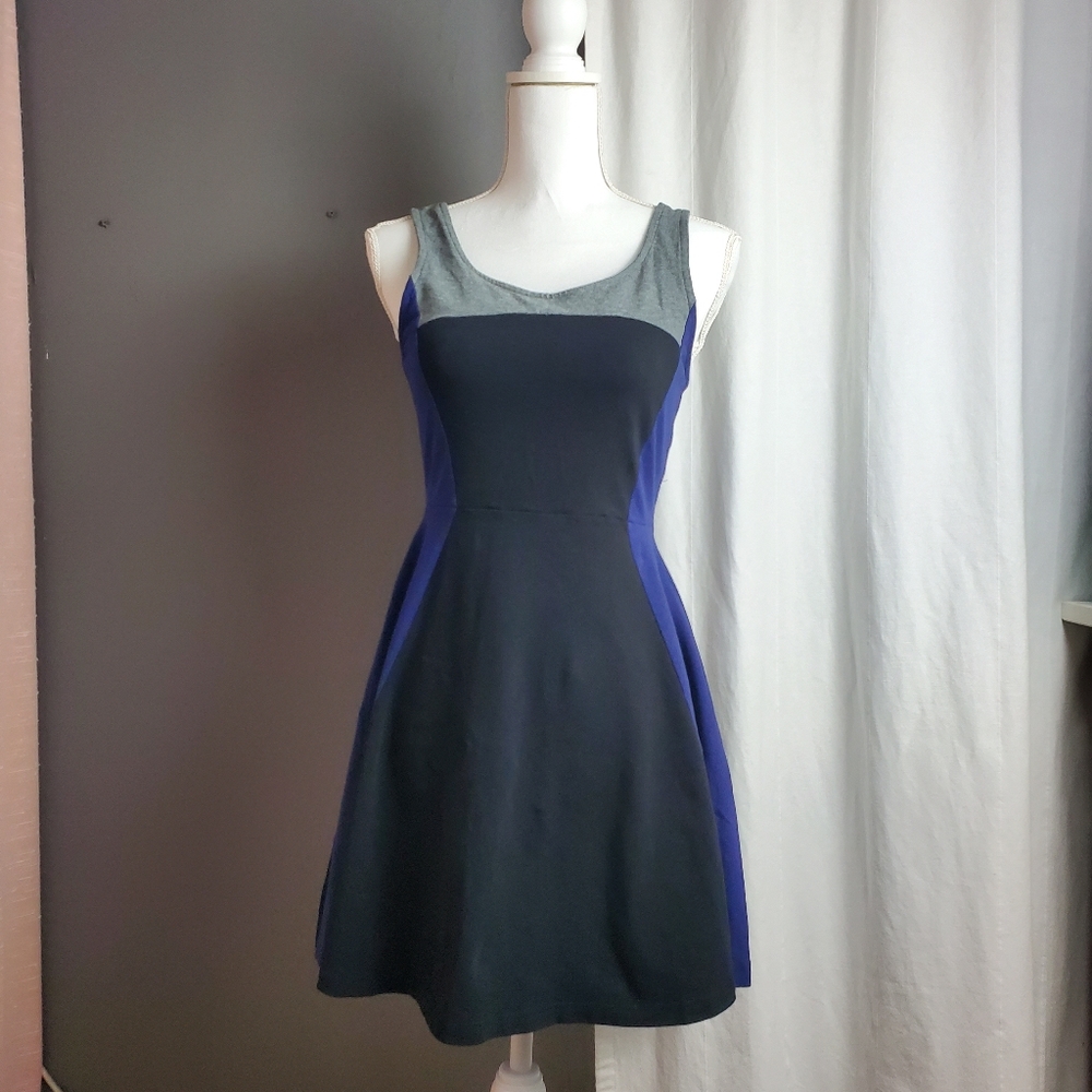 EXPRESS, Black & Blue Sleeveless Dress Size M